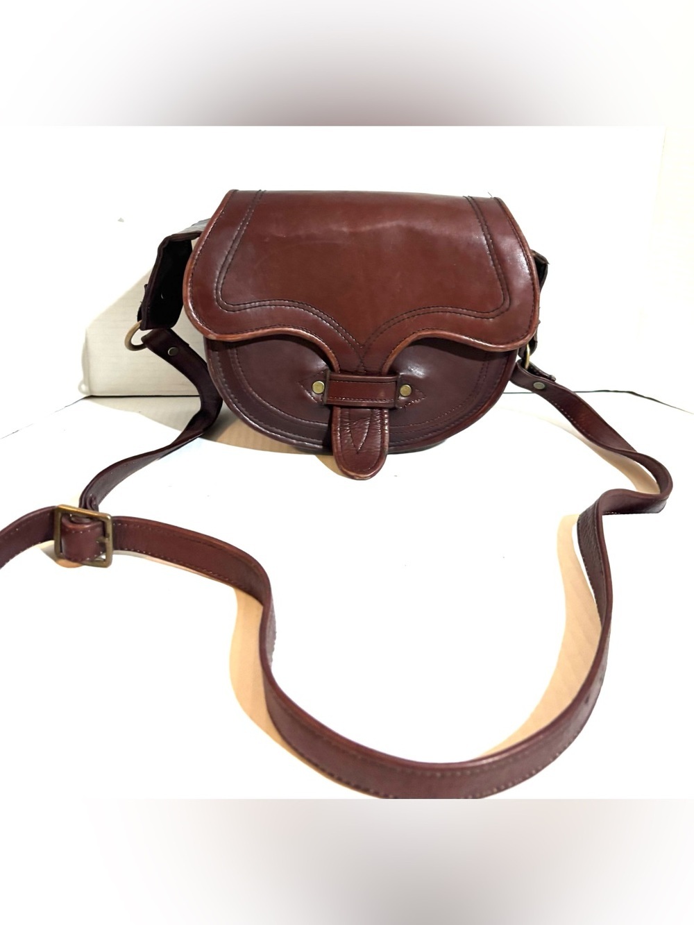 Vintage Brown Leather Saddle Crossbody Bag